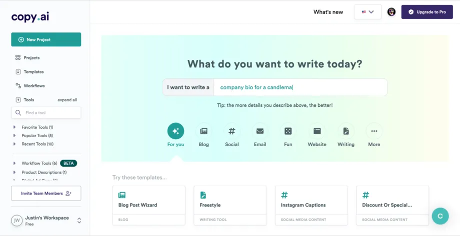 Лучшие генераторы коротких текстов: 9 инструментов для написания AI